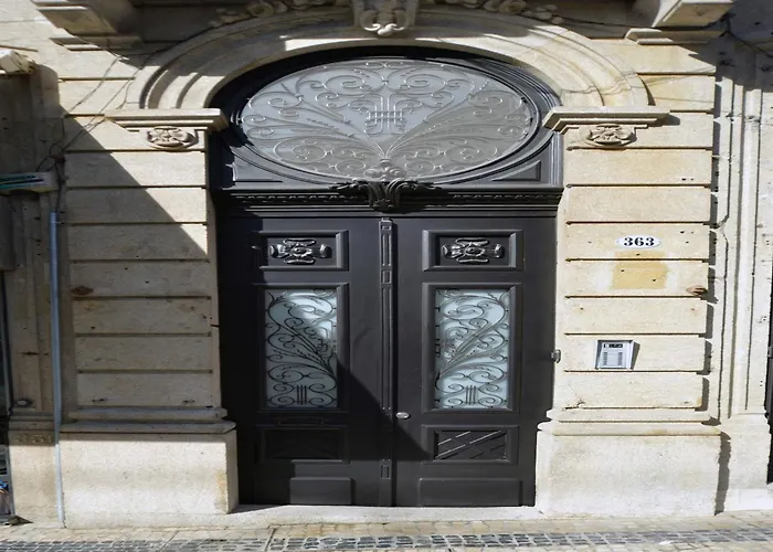 Charming City-center In Apartment *